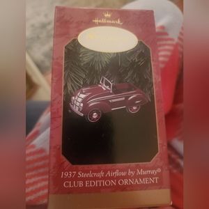 NIB Hallmark 1937 steelcraft airflow by Murray club edition Ornament